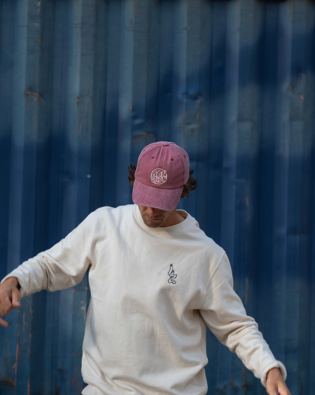 Sunset - vintage red cap