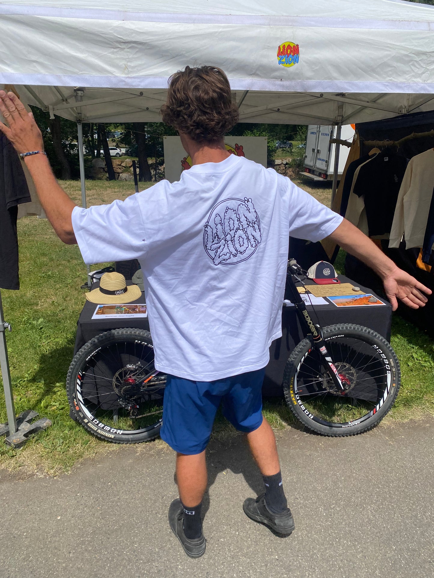 Tshirt "Big LZ" oversize à manches courtes blanc